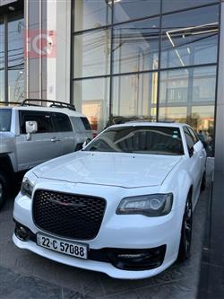 کرایسلەر 300